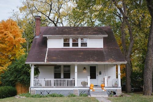 Selling a House Fast Made Easy: Tips From the Pros